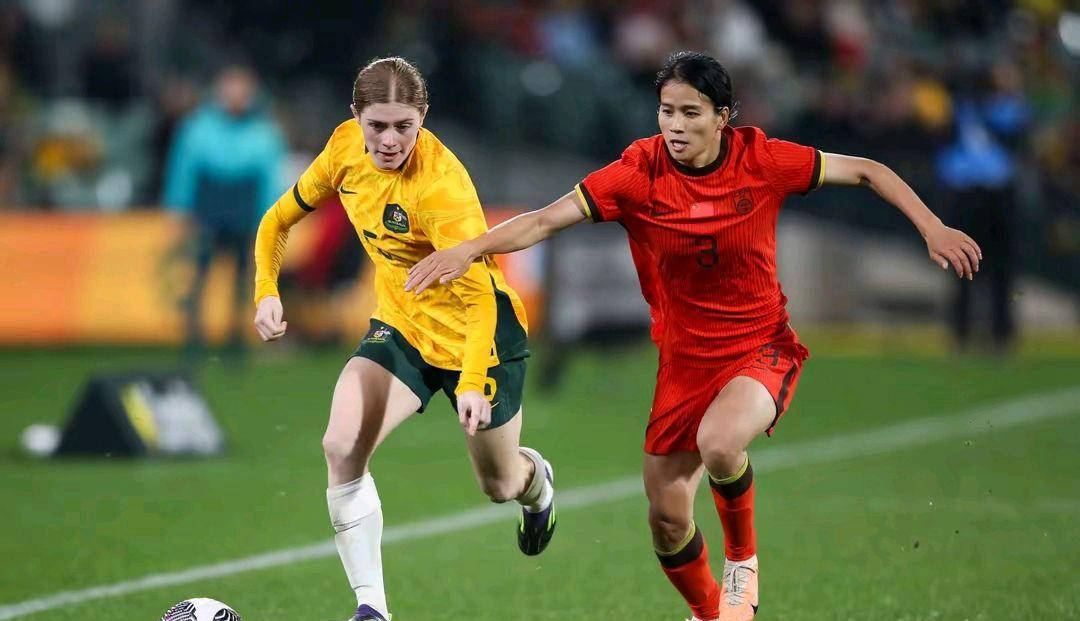 开云体育网页版登录入口-巴西女足在训练场上积极备战