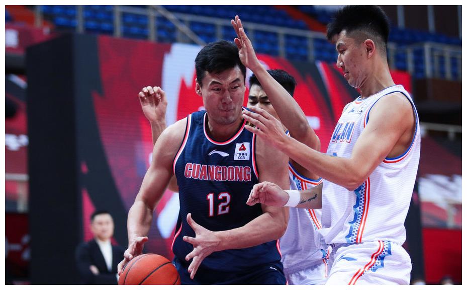 河南建业主场连续两球胜，进攻端表现令人惊喜的简单介绍