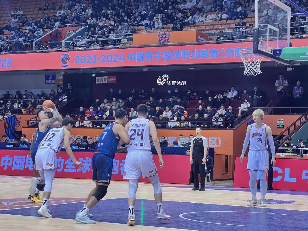 开云体育亚洲官网-深圳佳兆业客场不敌，遭遇两连败的简单介绍