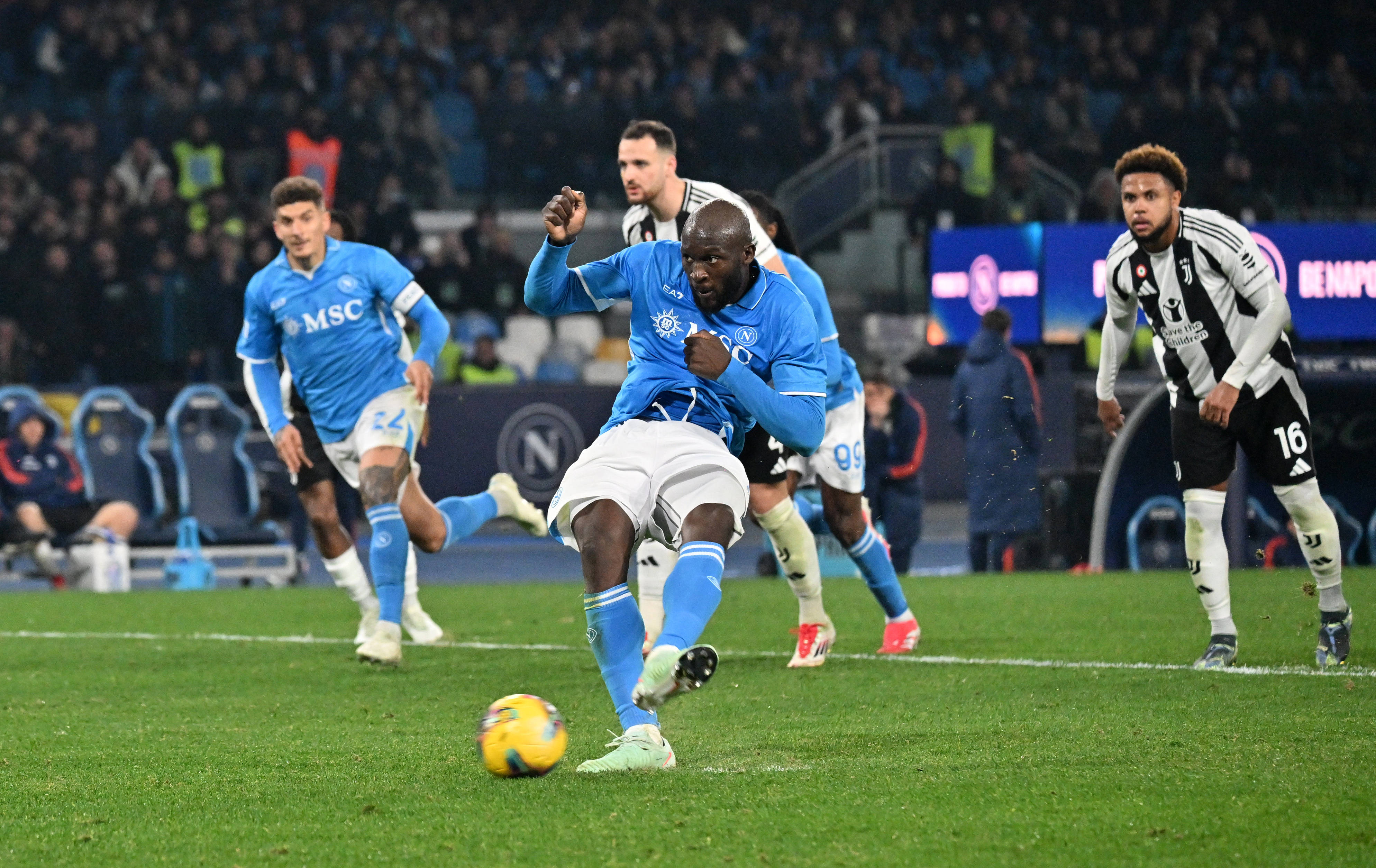 意甲比赛中发生一场令人震惊的事件