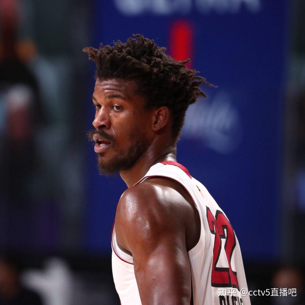 猛龙客场大胜黄蜂继续领跑