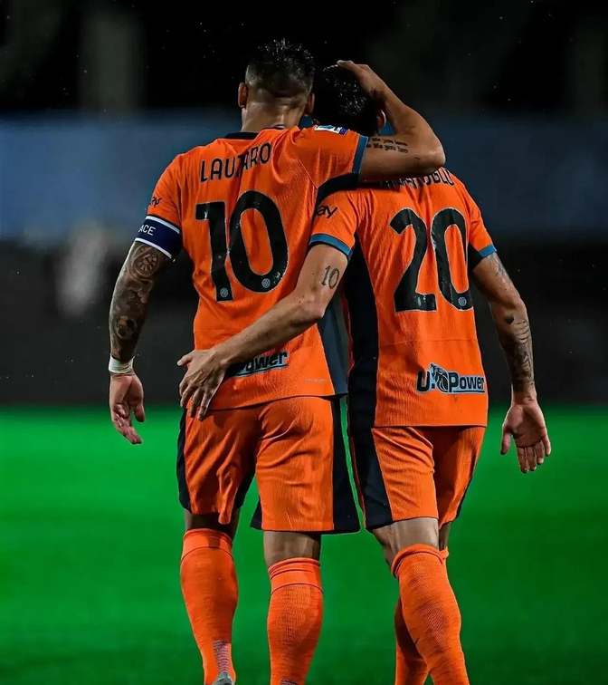 包含赫塔菲客场不敌埃瓦尔，遭遇连败的词条