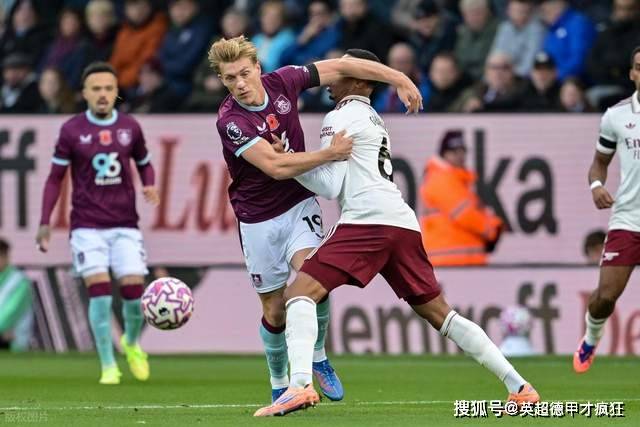 开云体育app下载-阿森纳球员因伤退出重要比赛